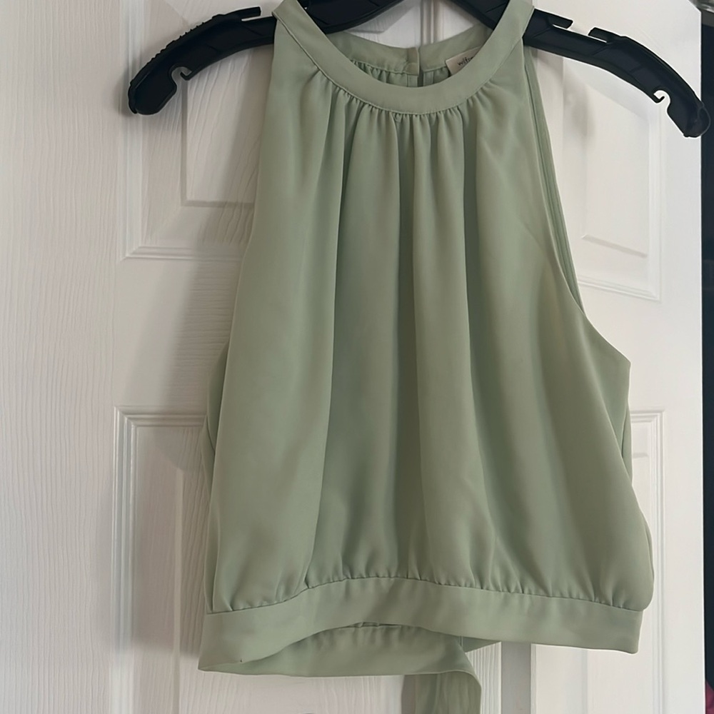 Aritzia Wilfred cadence top size small in mint